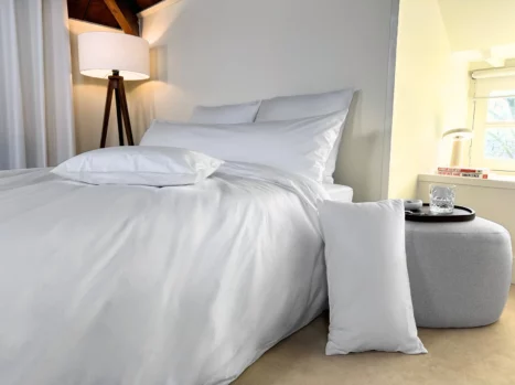 Alternative view of Dekbedovertrek met rits over drie zijden & dekbedclips | Percale katoen – Pure white | 2 persoons incl. 2 kussenslopen