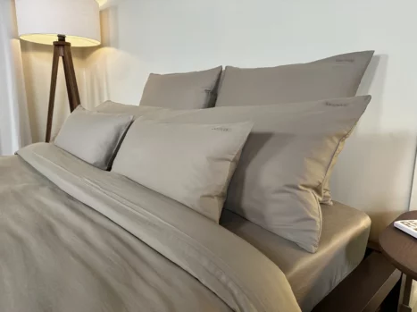 Bolsterkussensloop met ritssluiting | Satijn katoen - Japandi taupe