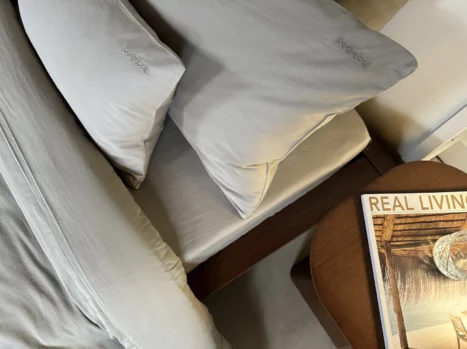 Hoeslaken met hoeklabels & side pockets | Satijn katoen - Japandi taupe