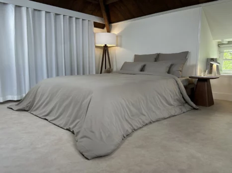 Alternative view of Dekbedovertrek met rits over drie zijden & dekbedclips | Satijn katoen - Japandi taupe