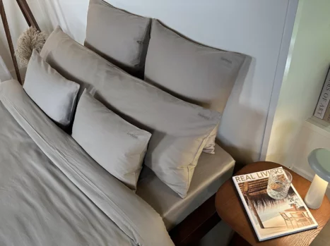 Alternative view of Kussensloop met ritssluiting | Satijn katoen - Japandi taupe