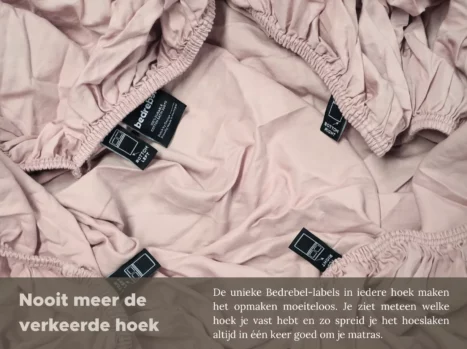 Alternative view of Peuterbed hoeslaken met hoeklabels & side pockets | Satijn katoen - Blush pink